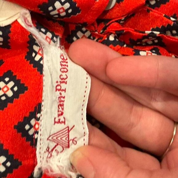 Vintage Evan Picone red and blue geometric women’s button up blouse with tie - Picture 3 of 3